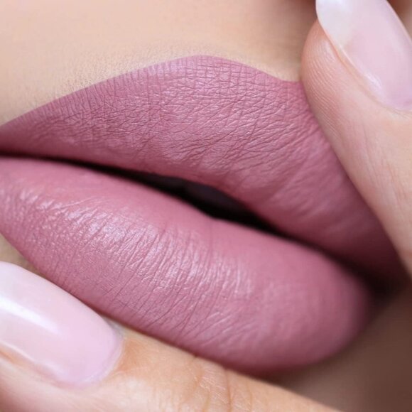 Beauty Bakerie Bite Size Lip Whip Matte Liquid Lipstick Waterproof Versailles - Picture 1 of 10